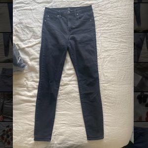 Gap black true skinny high rise jeans 6/28R